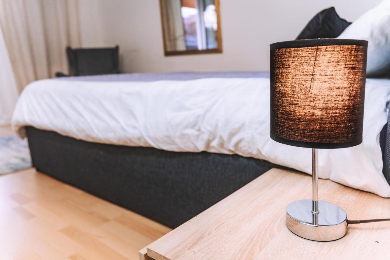 Messe Apartments In The Center Of バーゼル エクステリア 写真